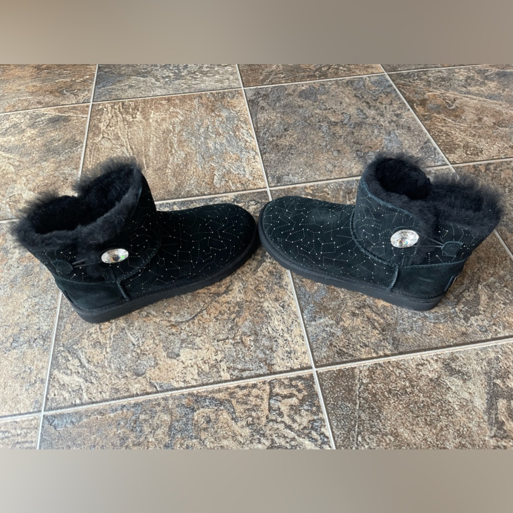 New!!! Ugg Mini Bailey Button Bling Constellation… - image 1